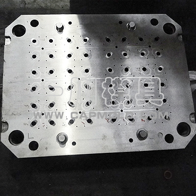 4 cavities preform mold